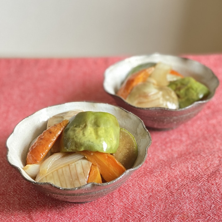 白茄子と翡翠茄子の揚げ浸し